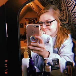 Meet your Posher, Briana